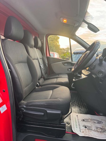 2018 Renault Trafic - photo 11