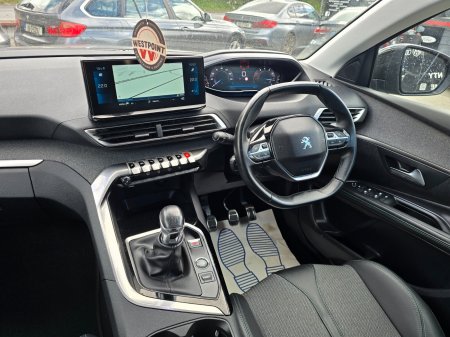2022 Peugeot 5008 - photo 17