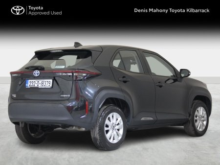 2023 Toyota Yaris Cross - photo 2