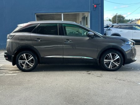 2021 Peugeot 3008 - photo 2