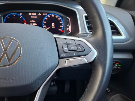 2024 Volkswagen T-Roc - photo 19