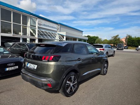2020 Peugeot 3008 - photo 2
