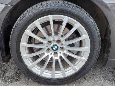 2021 BMW 5-Series - photo 14