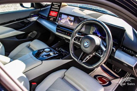 2024 BMW 3-Series - photo 14