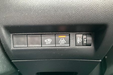 2023 Peugeot 2008 - photo 32