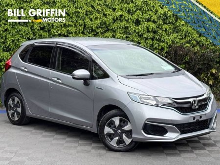 2018 Honda Fit F-PACKAGE 1.5 HYBRID // DIGITAL CLIMATE CONTROL // NEW NCT // ACTIVE RADAR BRAKING