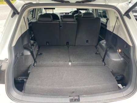2021 Volkswagen Tiguan - photo 12