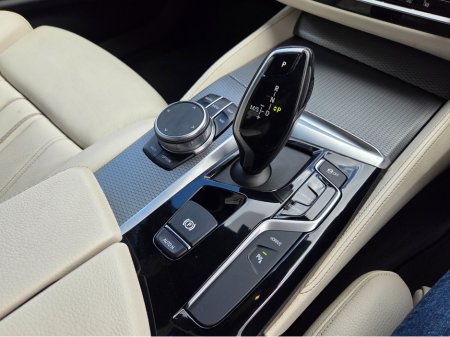 2019 BMW 5-Series - photo 16