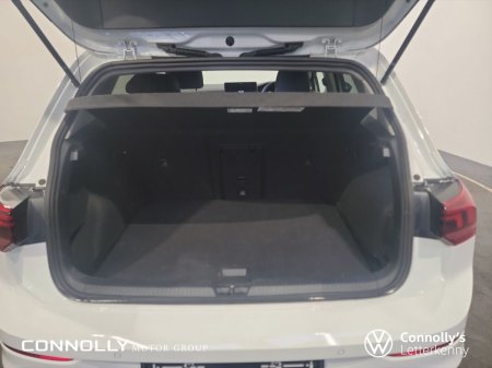 2026 Volkswagen Golf - photo 8