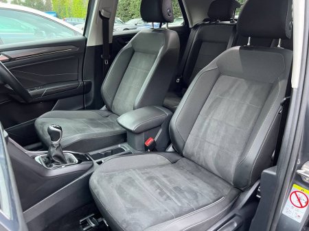 2023 Volkswagen T-Roc - photo 6