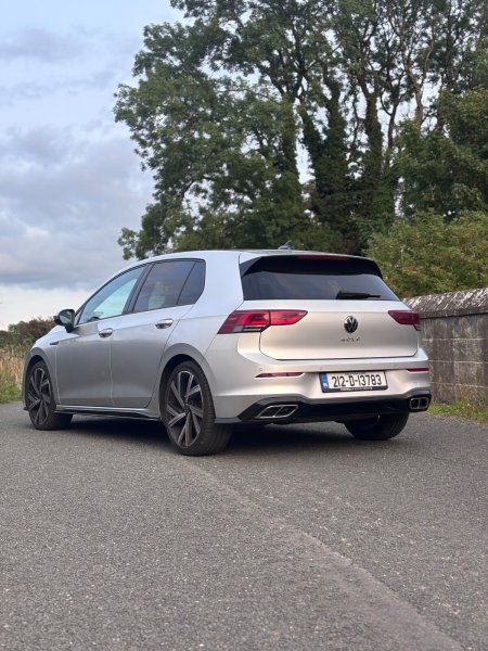 2021 Volkswagen Golf - photo 4