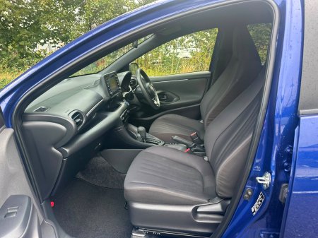2021 Toyota Yaris - photo 14