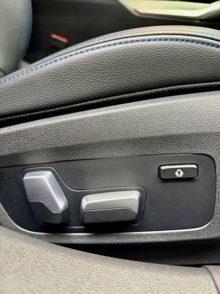 2021 BMW 3-Series - photo 16