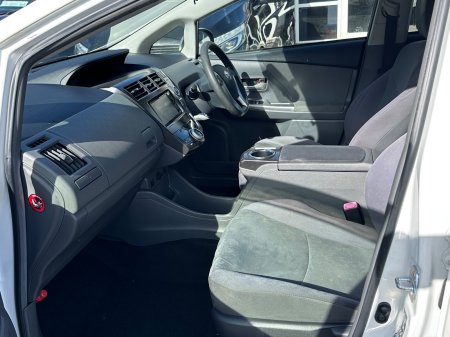 2012 Toyota Prius - photo 9