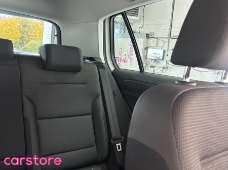 2019 Volkswagen Golf - photo 17
