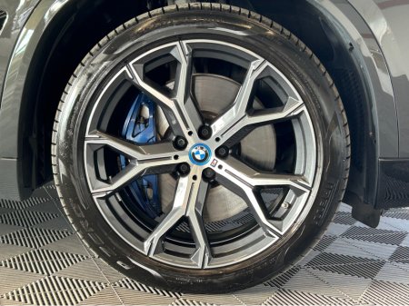 2025 BMW X5 - photo 5