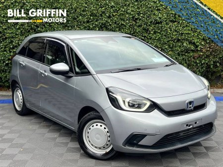 2021 Honda Fit 1.5 HYBRID AUTO // ADAPTIVE CRUISE CONTROL // PARKING SENSORS // DIGITAL CLUSTER