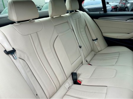 2018 BMW 5-Series - photo 20