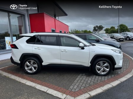 2021 Toyota RAV4 - photo 3