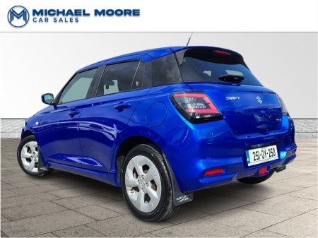 2025 Suzuki Swift - photo 3