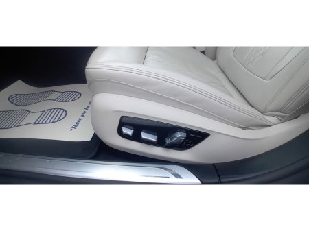 2017 BMW 7-Series - photo 23