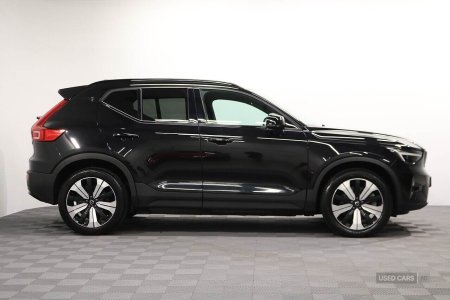 2023 Volvo XC40 - photo 8