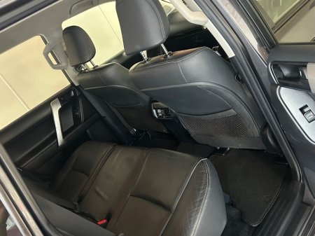 2016 Toyota Land Cruiser - photo 10