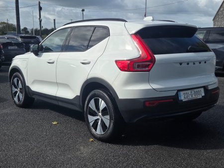 2023 Volvo XC40 - photo 6