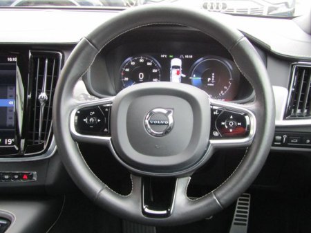 2021 Volvo S90 - photo 9