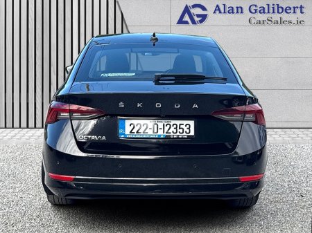 2022 Skoda Octavia - photo 6