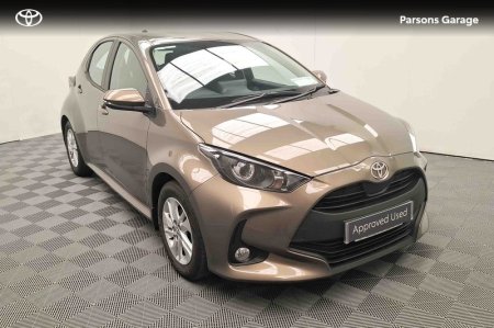2024 Toyota Yaris 1.5 LUNA