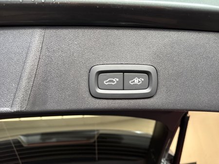 2026 Volvo EX40 - photo 23