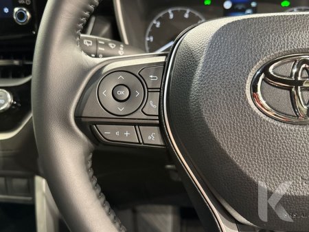 2025 Toyota Corolla Cross - photo 13