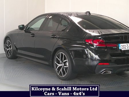 2020 BMW 5-Series - photo 10