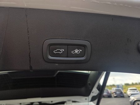2023 Volvo XC40 - photo 17