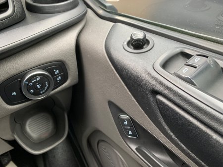 2022 Ford Transit Custom - photo 23