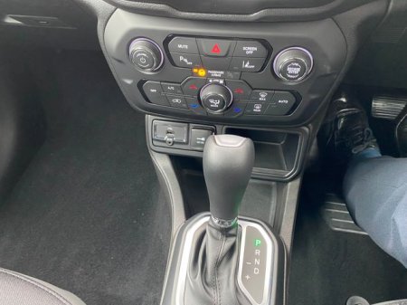 2024 Jeep Renegade - photo 19