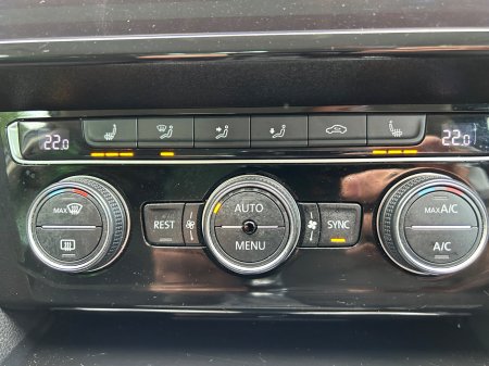 2017 Volkswagen Passat - photo 11