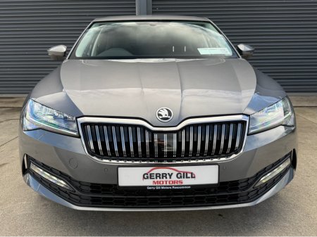 2023 Skoda Superb - photo 2