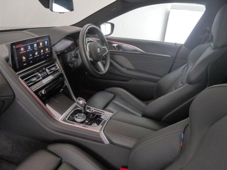 2025 BMW 8-Series - photo 7