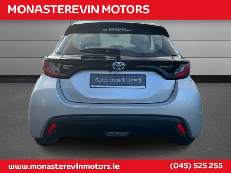 2022 Toyota Yaris - photo 6