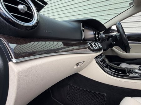 2018 Mercedes-Benz E-Class - photo 12