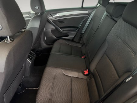 2019 Volkswagen Golf - photo 16