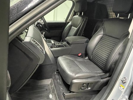 2023 Land Rover Discovery - photo 10