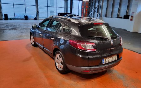 2010 Renault Megane - photo 5