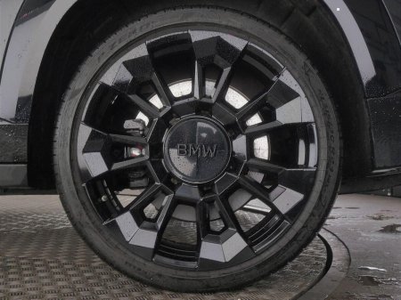 2024 BMW XM - photo 14