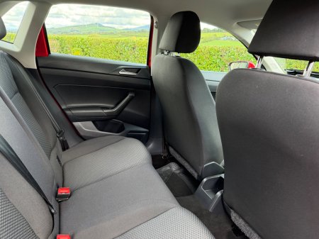 2021 Volkswagen Polo - photo 14