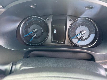 2021 Toyota Hilux - photo 13