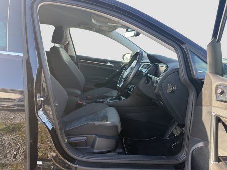 2019 Volkswagen Golf - photo 9