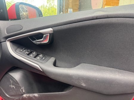 2018 Volvo V40 - photo 13